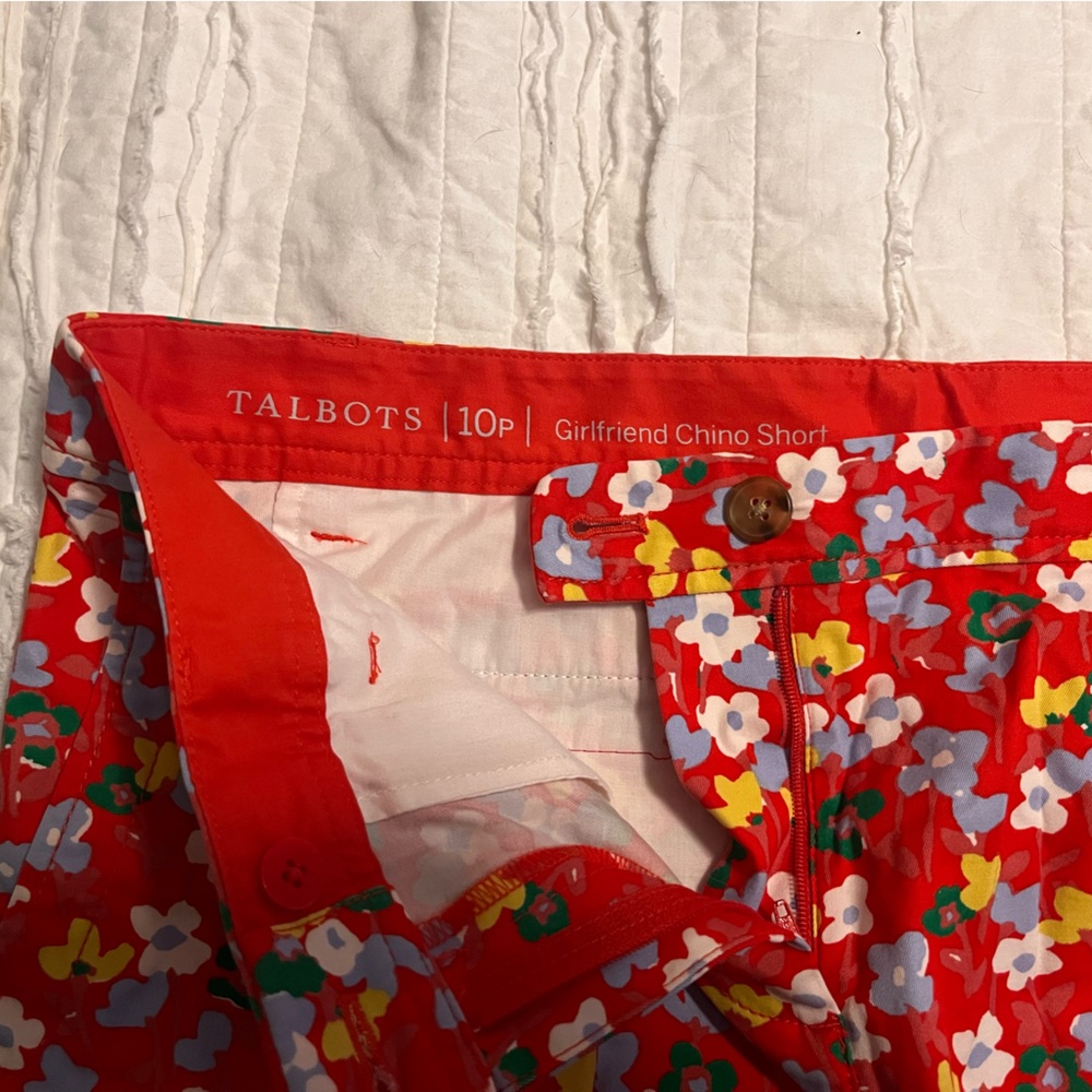 Talbots Red Floral Girlfriend Chino Shorts